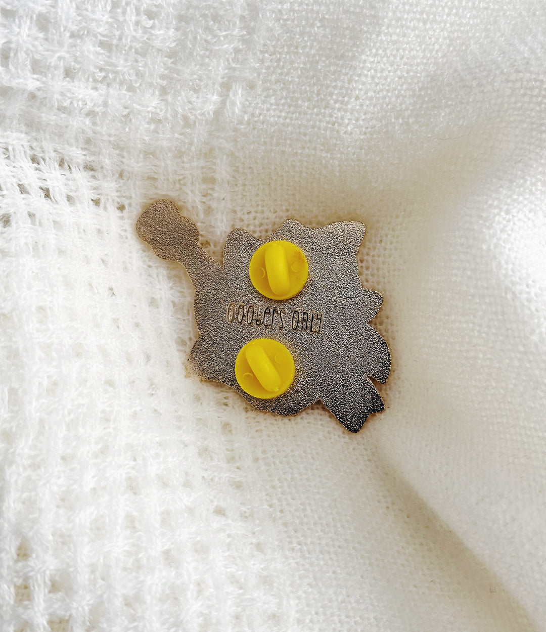 Gold Magical Sponge Enamel Pin